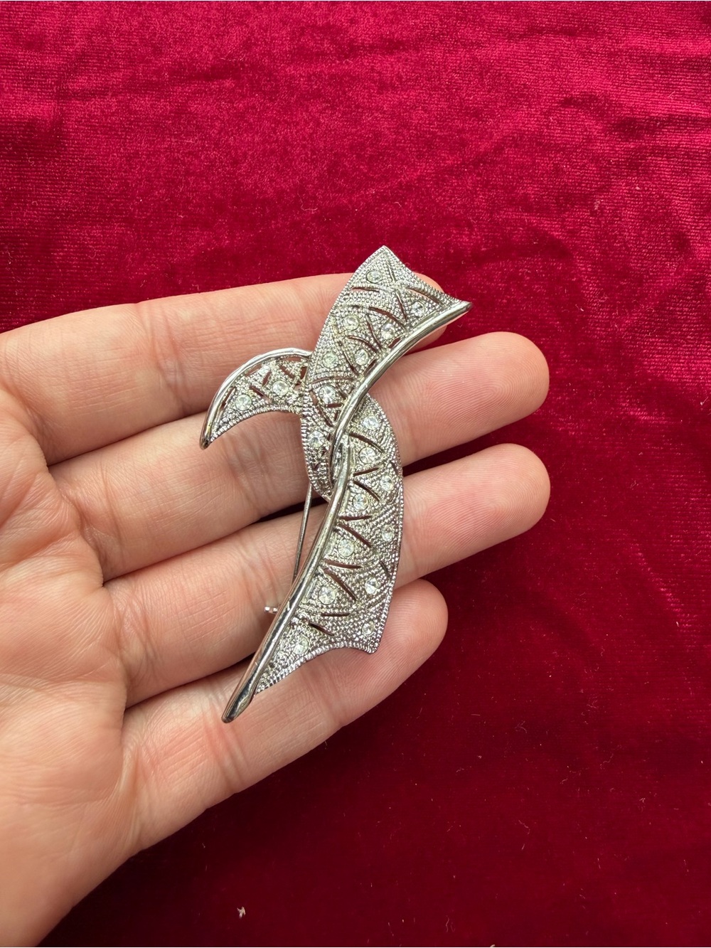 Vintage Modern Abstract Silver tone and Rhinestones Brooch